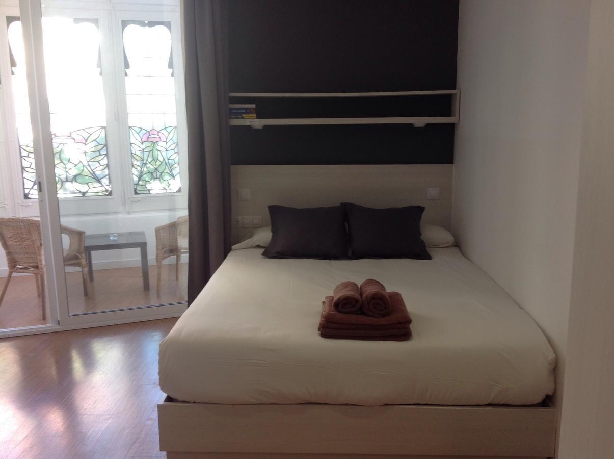 Hostalin Barcelona Diputacion Номер фото